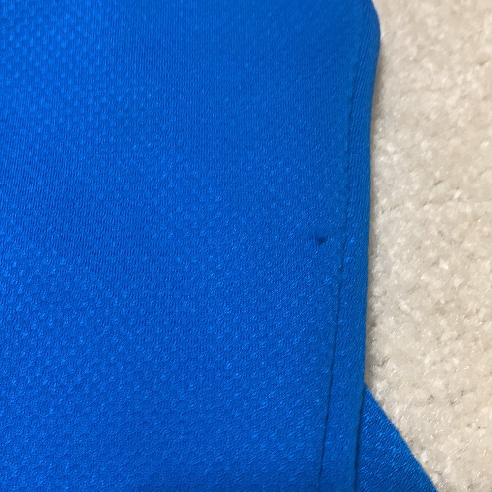 Under Armour pullover size 5 - Picture 2 of 5